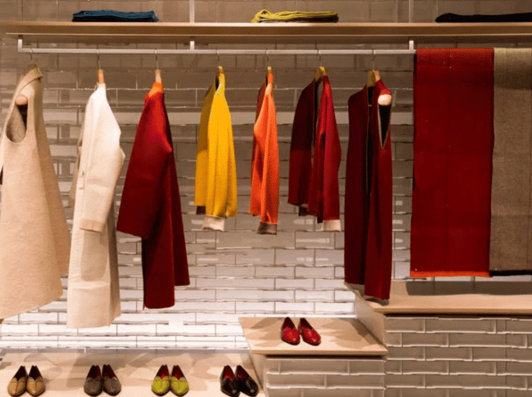 lancement produit gestion échantillons